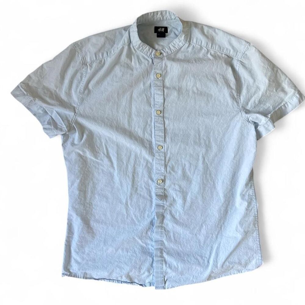 H&M Men’s Light Blue Short Sleeve Button-Up Shirt Size L 100% Cotton